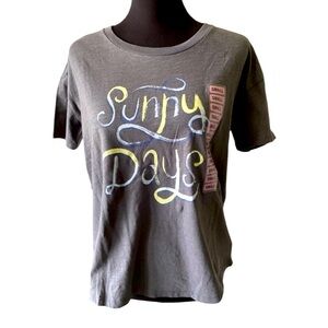 NWT Wildfox Gray Sunny Days Graphic Tee, Size Small, Casual Everyday Vacation